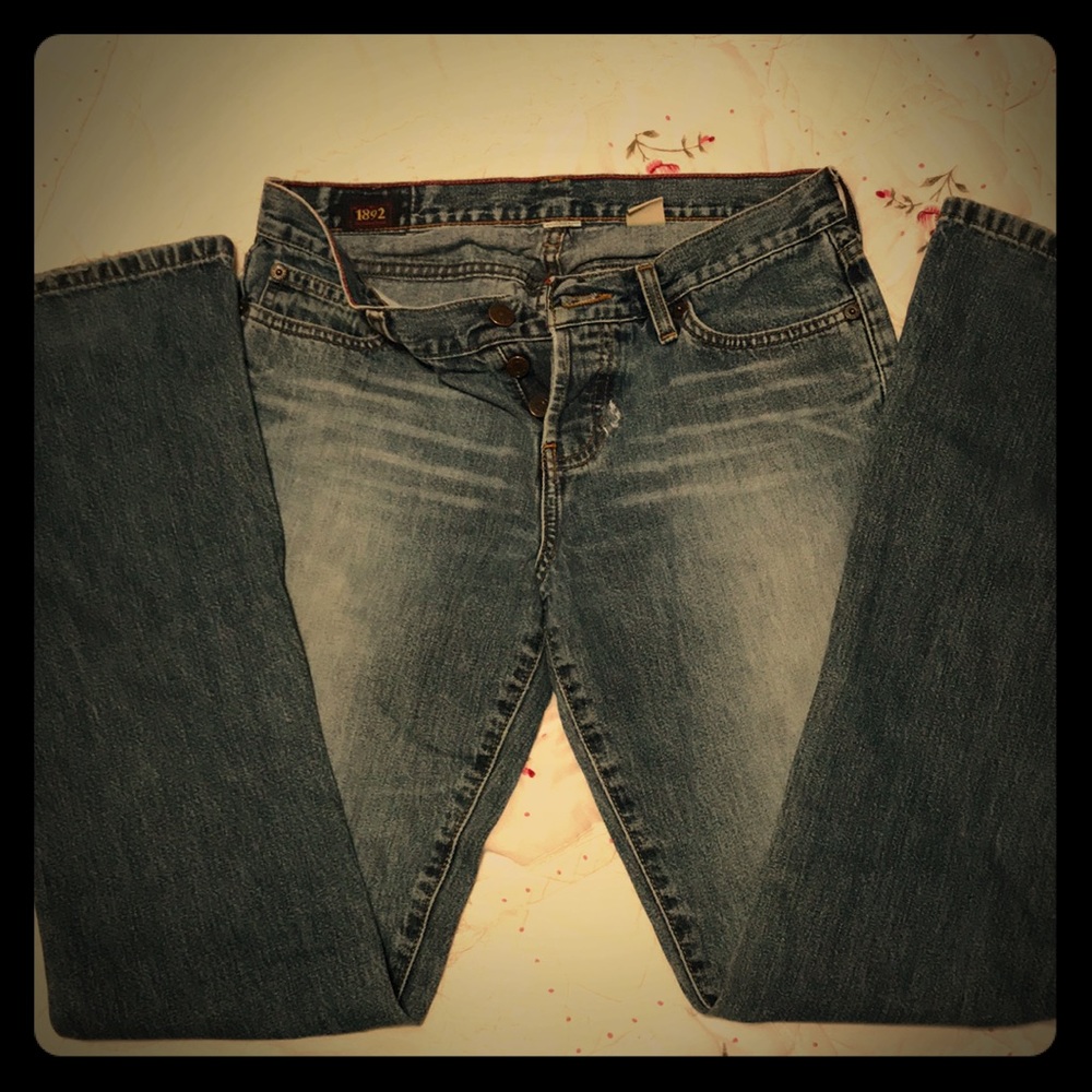 ❌SOLD❌ Abercrombie Flare Bottom Button-Fly Jeans - Picture 2 of 7